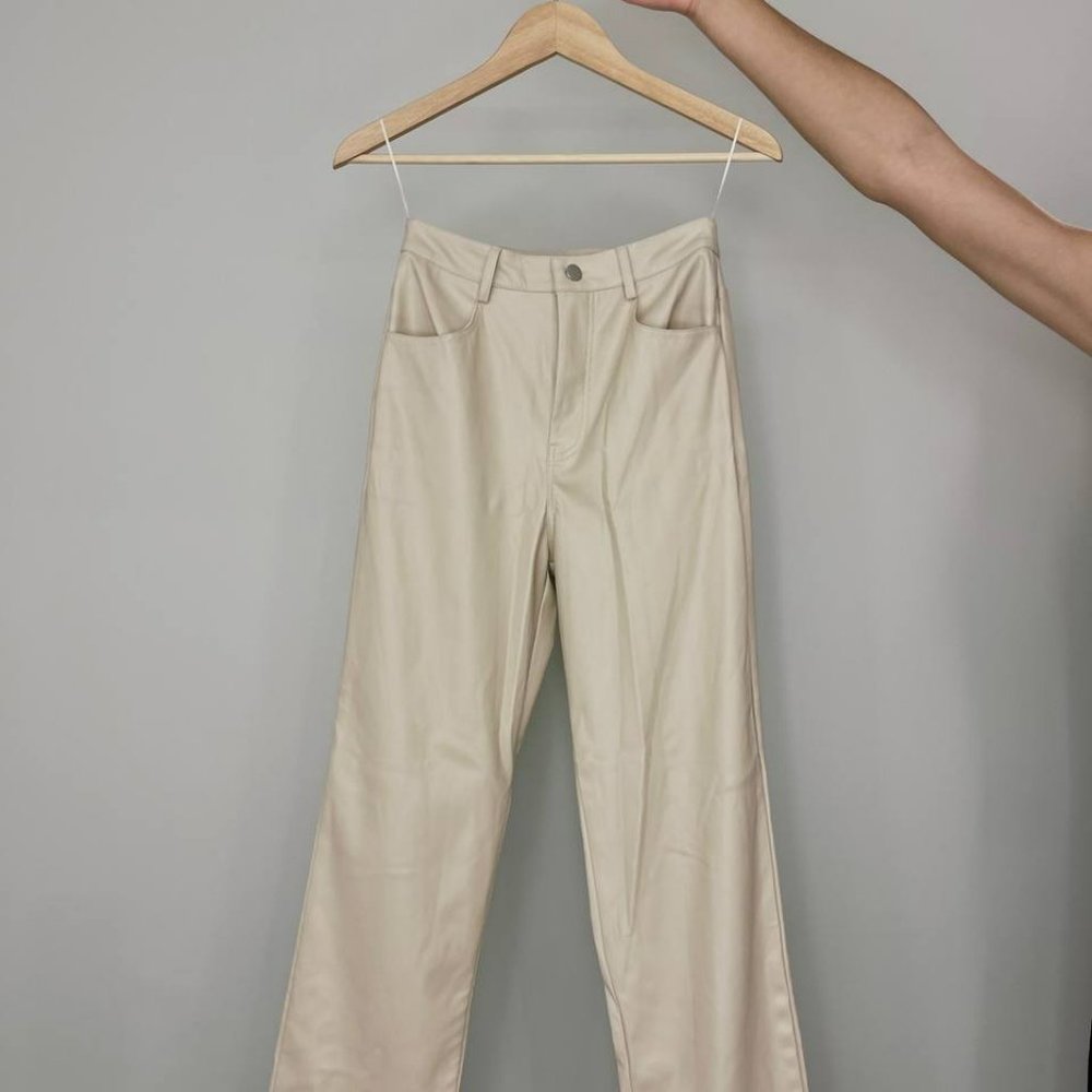 Beige pants - Picture 2 of 5